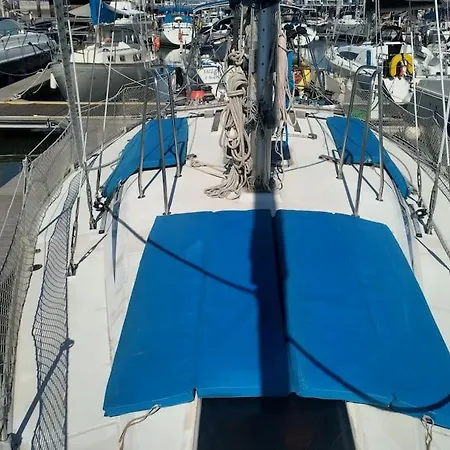 Classic Sailing Yatch 12, 5m In A Unique Experience Lisbona
